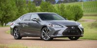 2020 Lexus ES price and specs