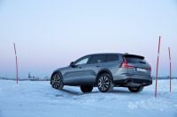 2021 Volvo V60 Cross Country replacing V60 wagon