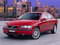 2001-03 Volvo S60 and S80 recalled for airbag defect
