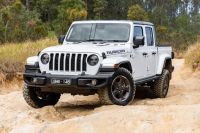 Jeep again hikes Wrangler, Gladiator prices by thousands