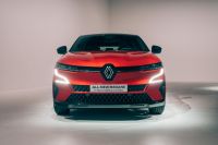 Renault Australia has doubled sales in 2022, defying the market trend