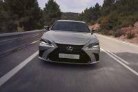 2023 Lexus ES price and specs