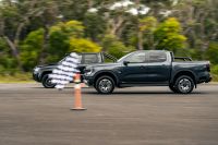 2023 Ford Ranger V6 v 2022 Volkswagen Amarok V6: Dragparison