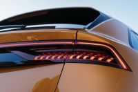 Podcast: October VFACTS, SQ8 review