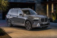 BMW lowers the cost of entry to its largest SUV