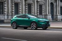 Alfa Romeo prices Tonale PHEV for Australia