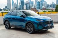 EOFY $2000 cashback on Peugeot 3008 Hybrid Fastback