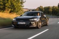 2025 Audi e-tron GT price and specs