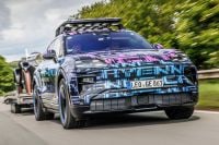 2026 Porsche Cayenne Electric sets British hill climb record