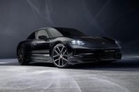 Porsche Cayenne and Taycan Black Editions revealed
