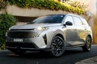 2025 Peugeot 5008 Hybrid: French flair meets family function