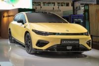 Leapmotor B05: Golf-size EV unveiled, will spawn GTI rival