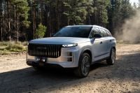 Jaecoo J7 SHS gets cheaper as BYD, Geely heat up PHEV segment