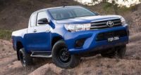 Toyota HiLux SR (4x4)