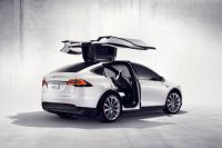 Tesla Model X PERFORMANCE