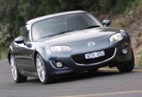 Mazda MX-5 COUPE