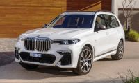 BMW X7 M50i