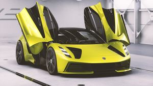 Lotus Evija: Hands on with the high-tech configurator