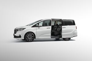 2021 Honda Odyssey price and specs