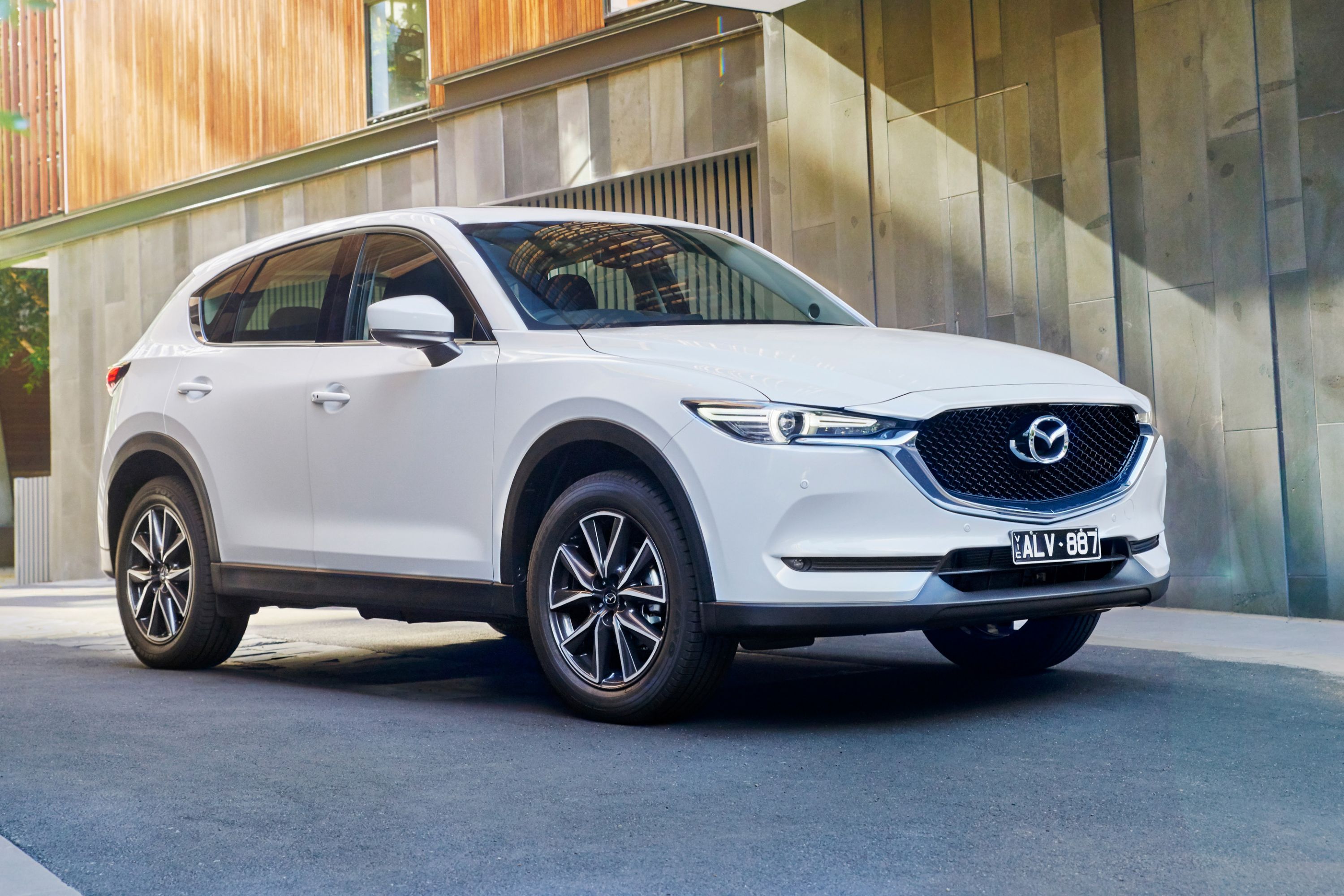 VFACTS: Australia's best-selling mid-sized SUVs in 2020 so ...