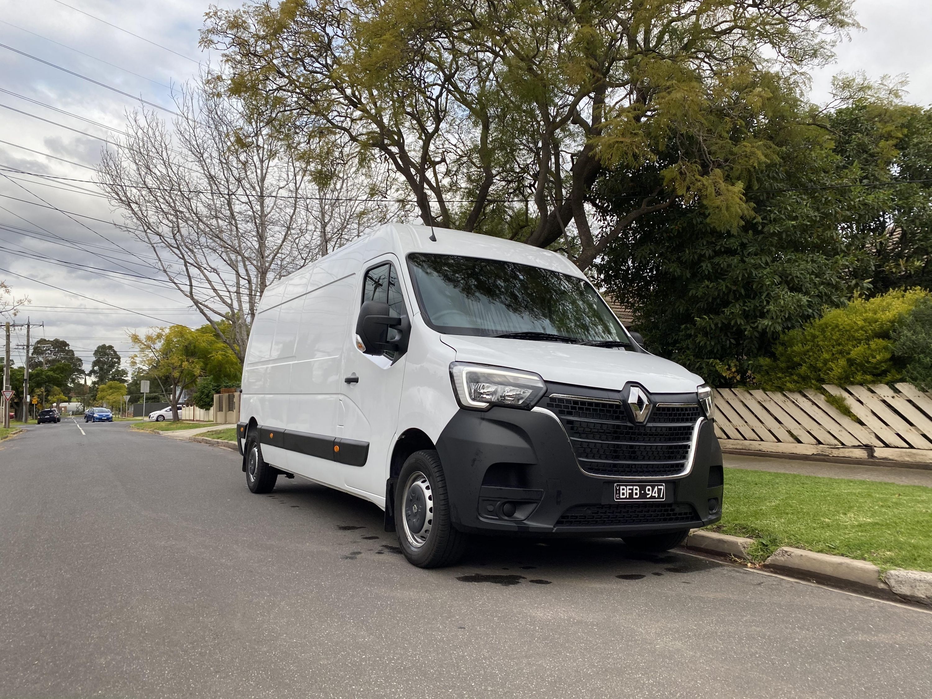 2021 Renault Master mid-wheelbase (MWB) review - Drive