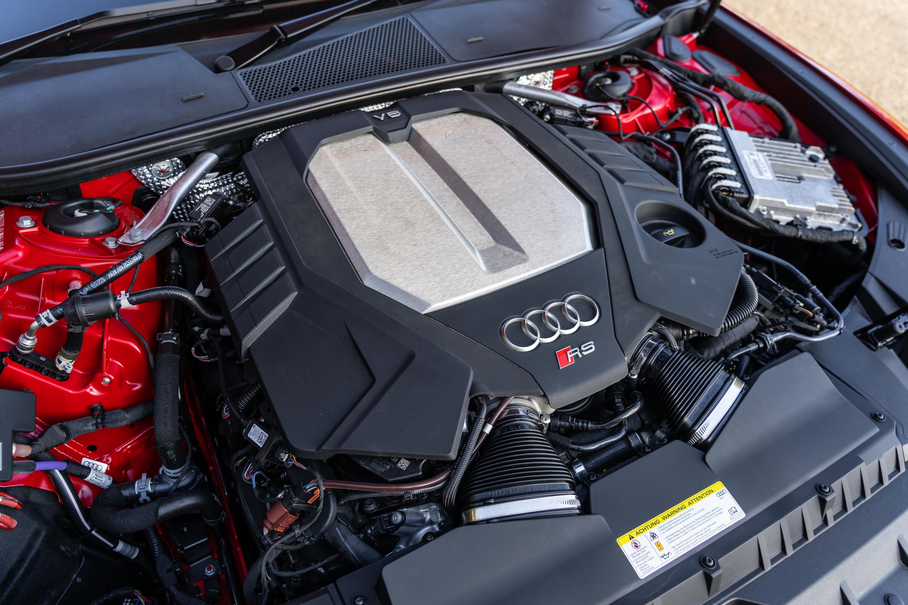 2021 Audi RS6 Avant v S6 sedan: Dragparison | CarExpert
