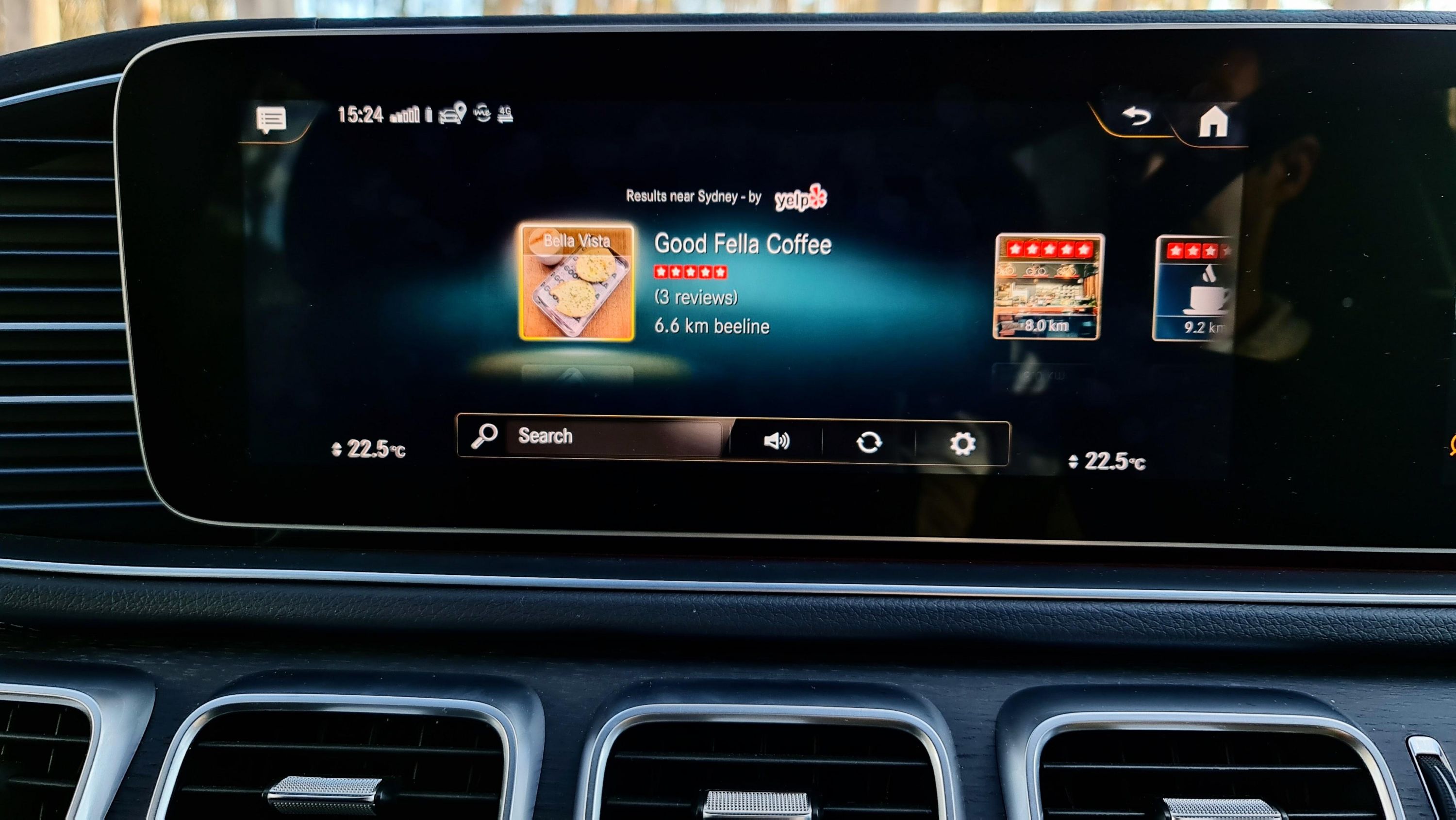 Will the new CarPlay finally allow fullscreen on Mercedes MBUX? Since that  photo clearly is from a Mercedes. : r/mercedes_benz