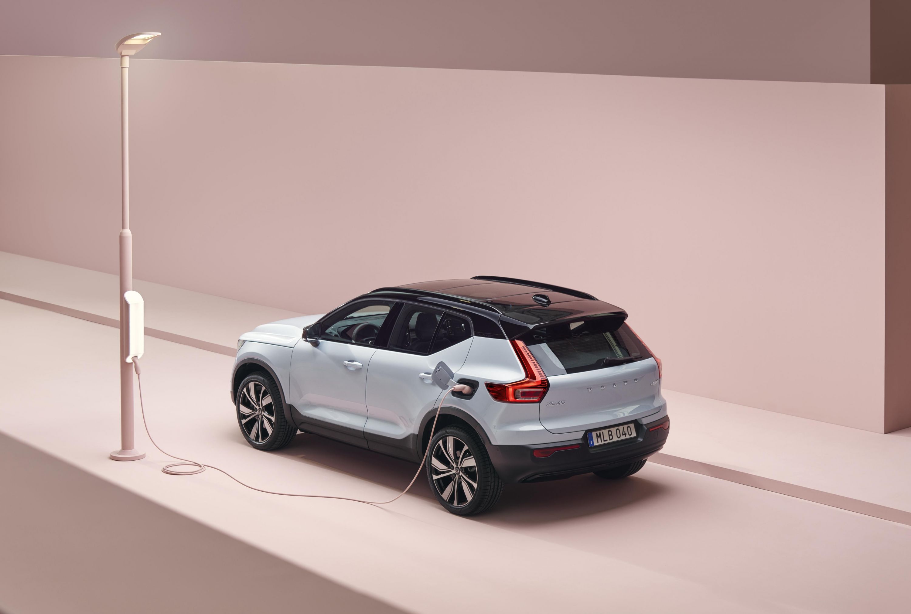 2022 Volvo XC40 Recharge Pure Electric price and specs CarExpert
