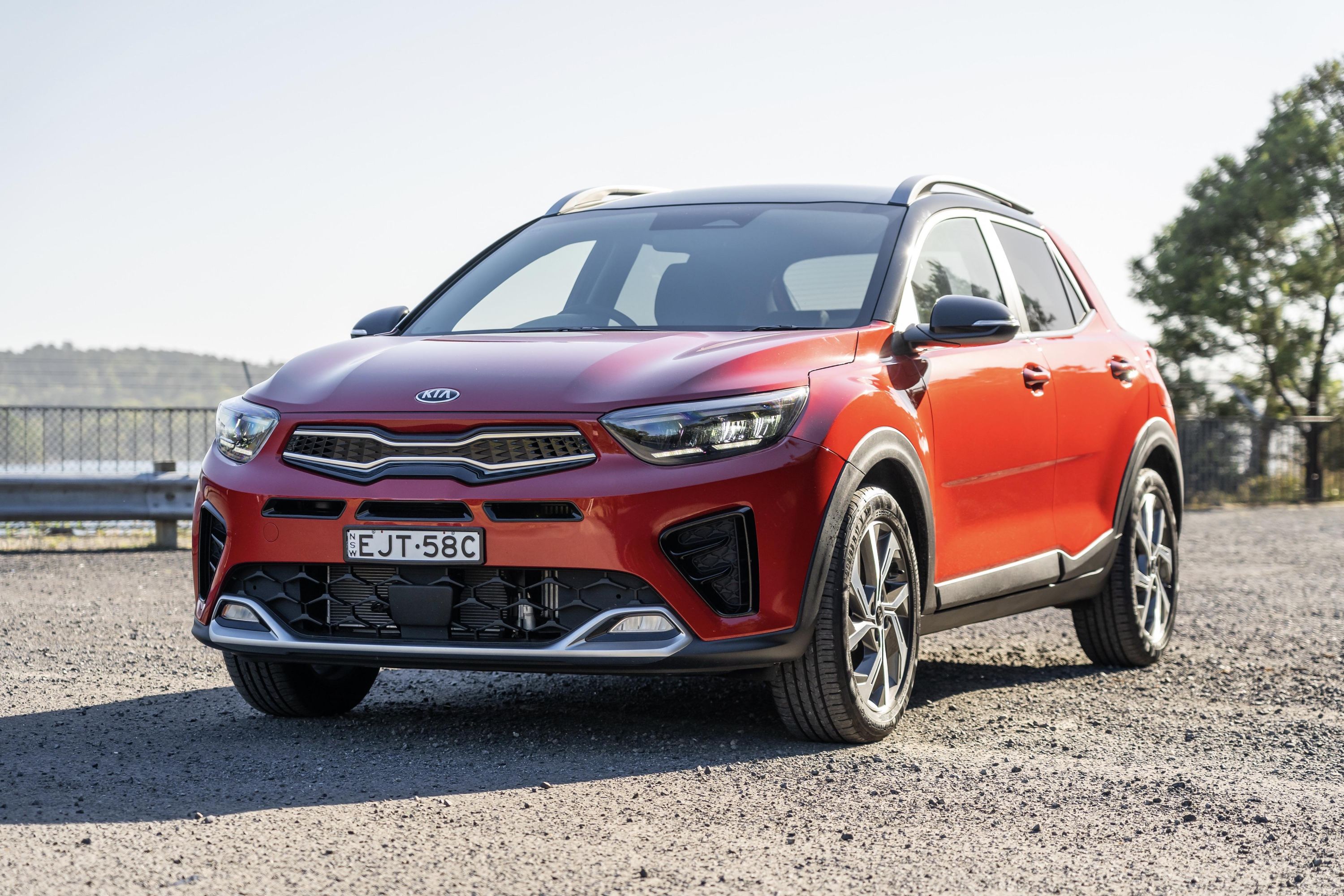 Kia Stonic Review, You Won't Believe How Good This Is To Drive