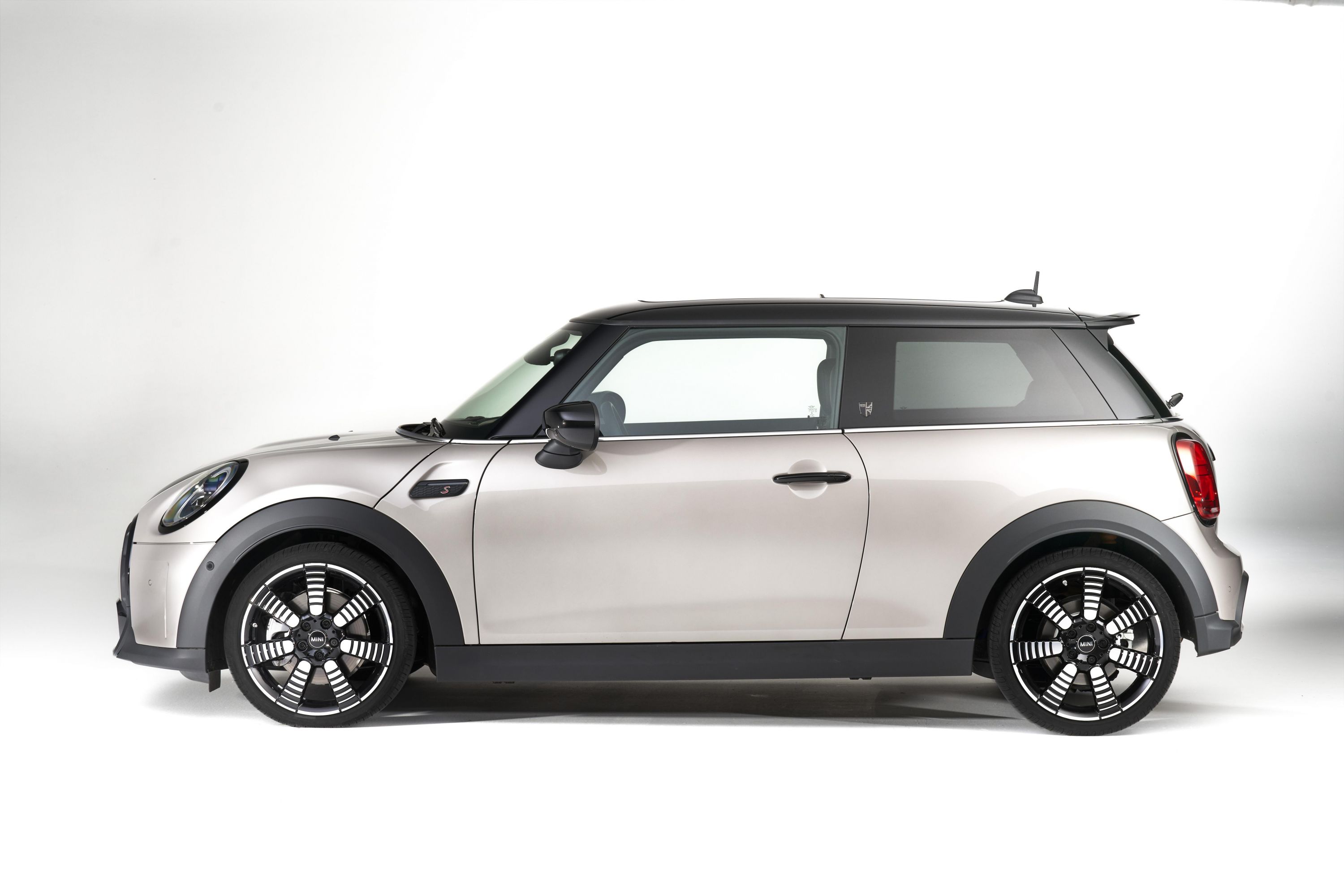 2021 Mini Hatch revealed, in Australia second half of this year | CarExpert