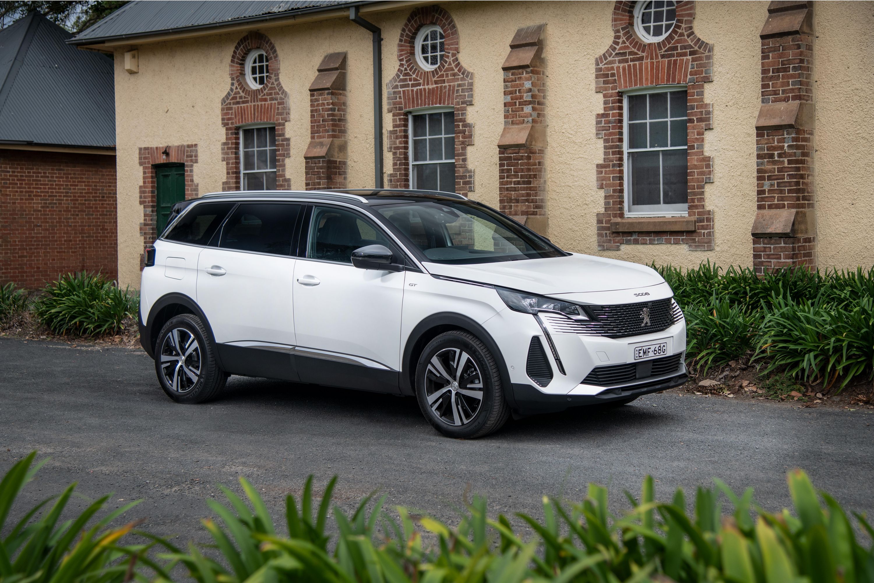 Peugeot 5008 Review, Interior, Colours, For Sale & News in Australia