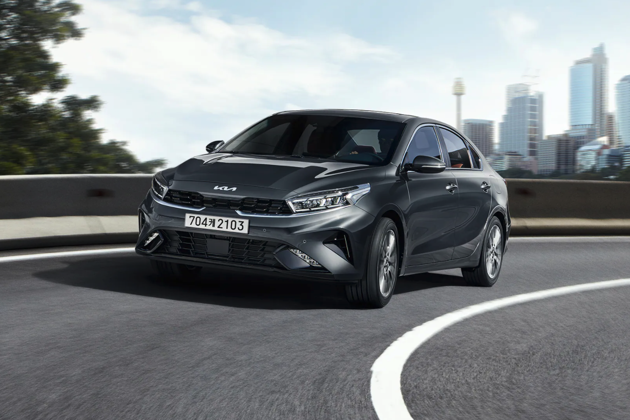 Kia cerato 2021 года