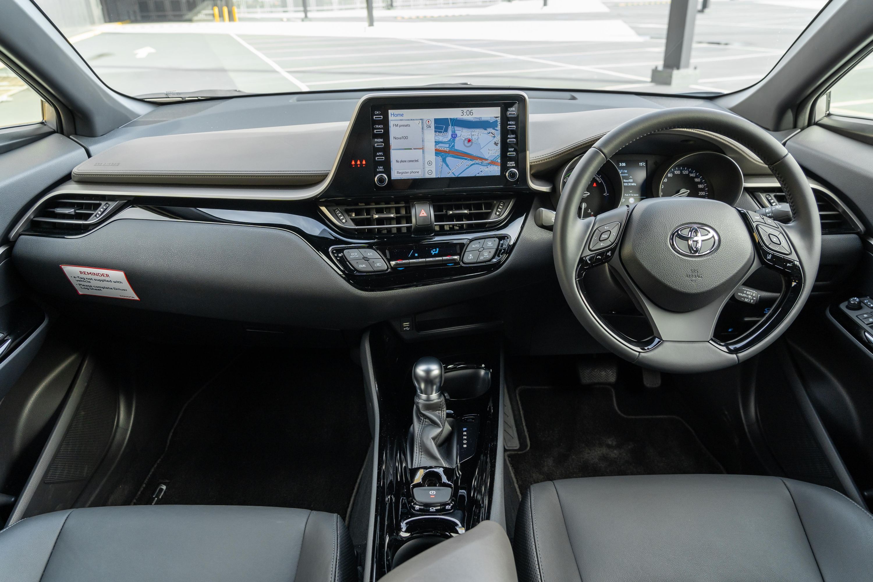 2021 Kia Niro Hybrid v Toyota C-HR Hybrid | CarExpert