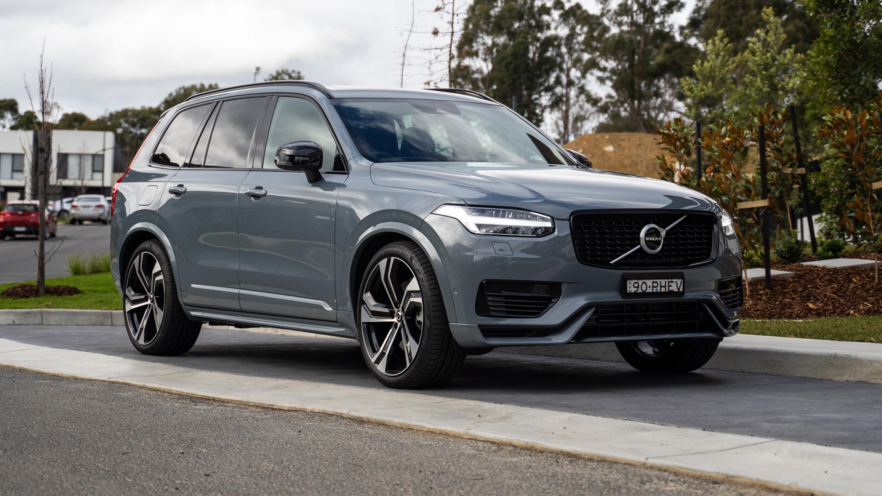 Discover 114+ images volvo xc90 comparable cars - In.thptnganamst.edu.vn