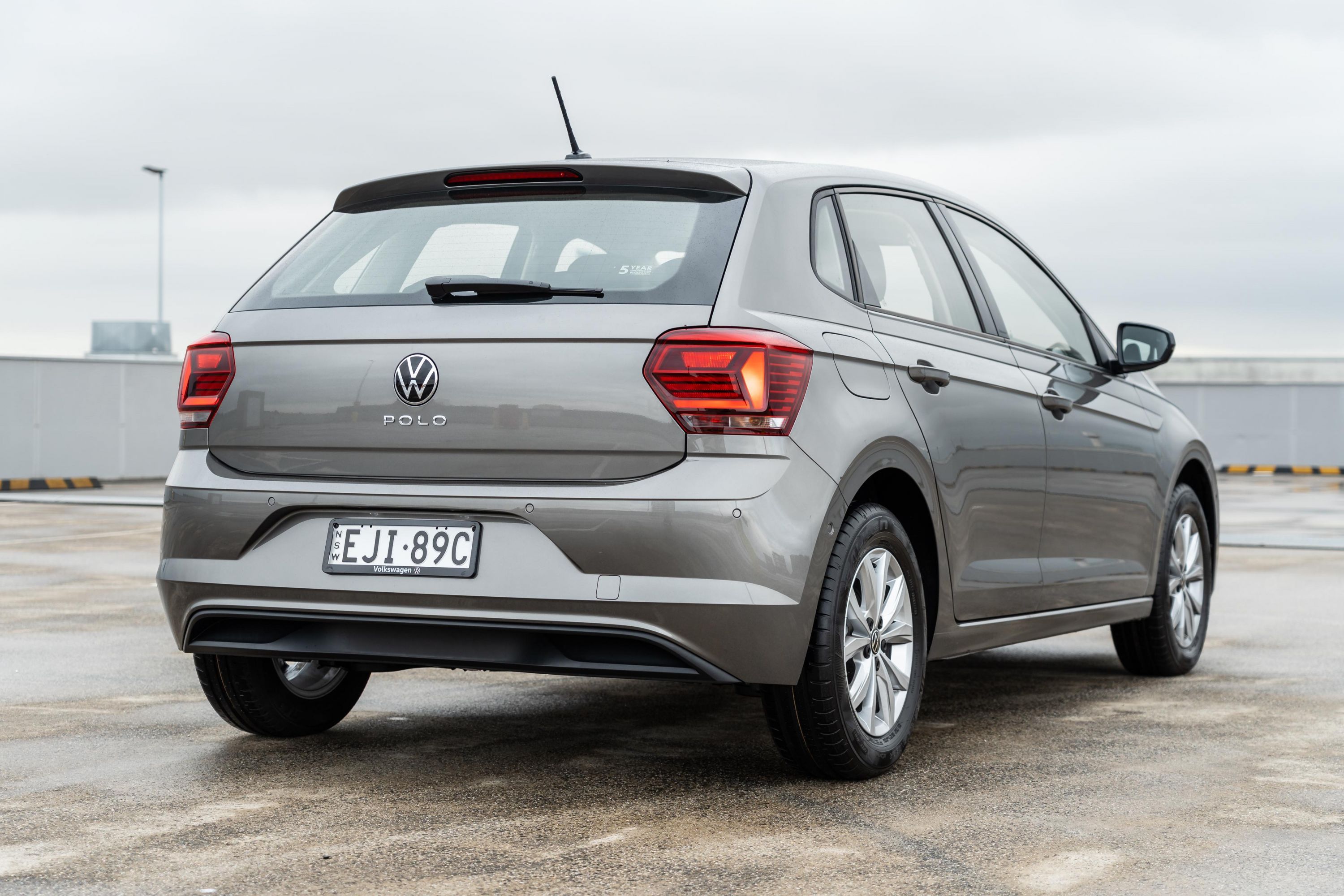 kussen zo veel Tropisch 2022 Volkswagen Polo 85TSI Comfortline review | CarExpert