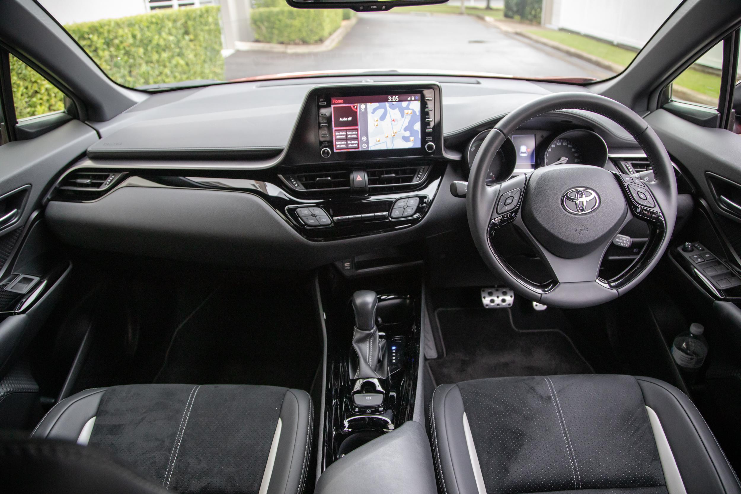 Toyota C-HR Hybrid (Test 2022): 1.8 oder 2.0, welche Version ist