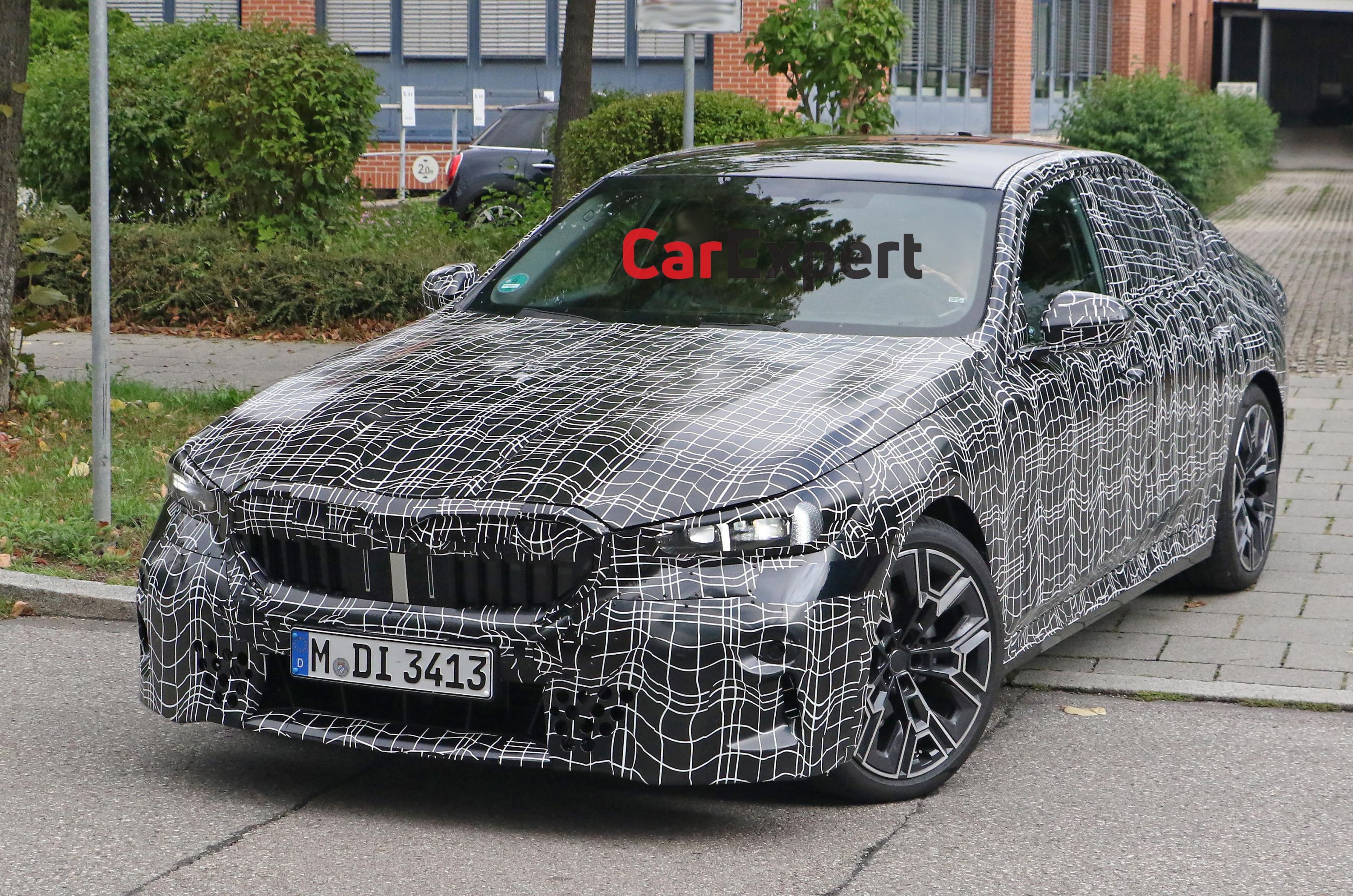 2024 BMW M5 PHEV spied with less camouflage CarExpert