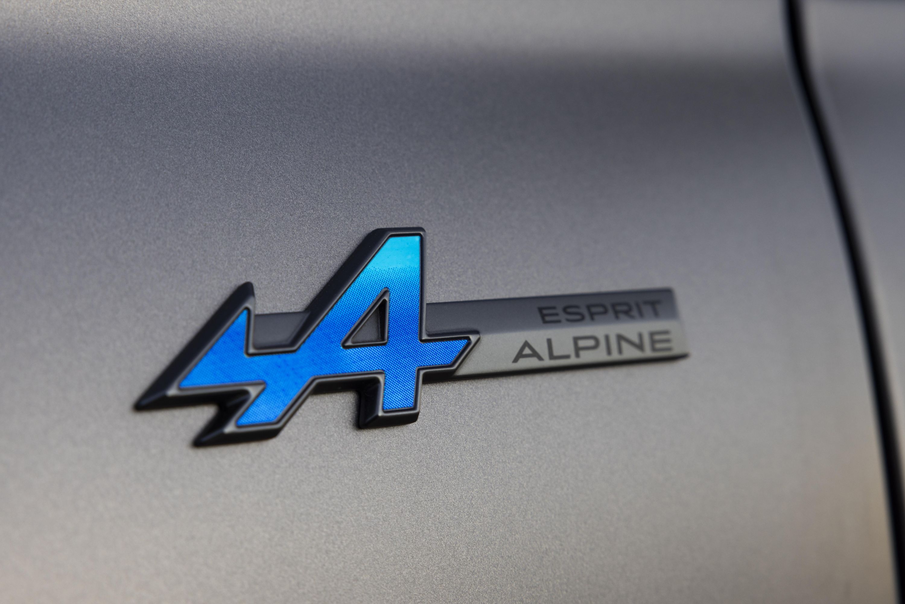 2023 Renault Austral Esprit Alpine – Satin Shale Grey - DailyRevs