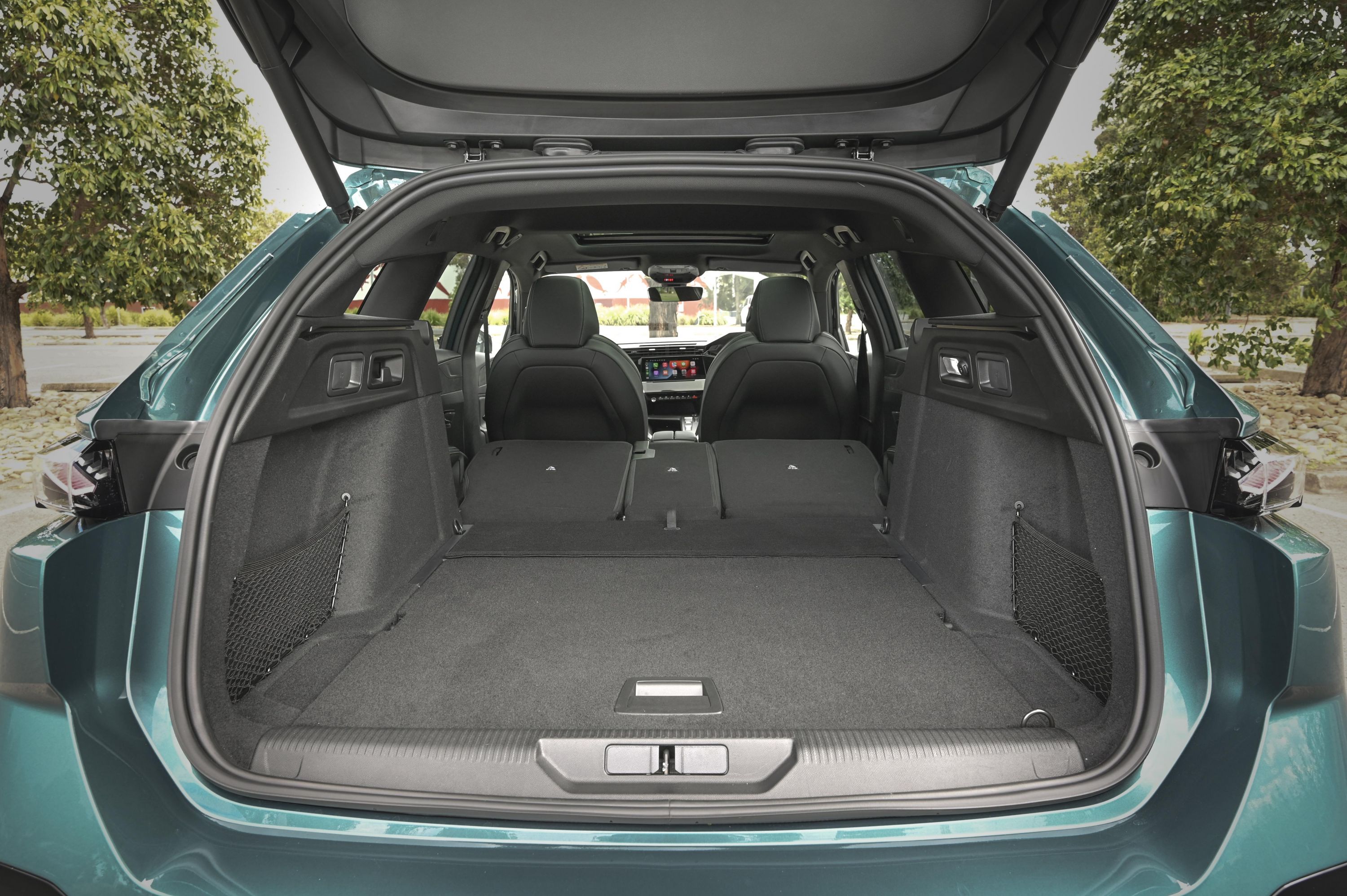 Bacchetta Cromata Per Bagagliaio Auto - Fai-da-Te, 1,3m X 30mm, Adesivo 3M, Compatibile Con Peugeot 308 II (2013-2023)