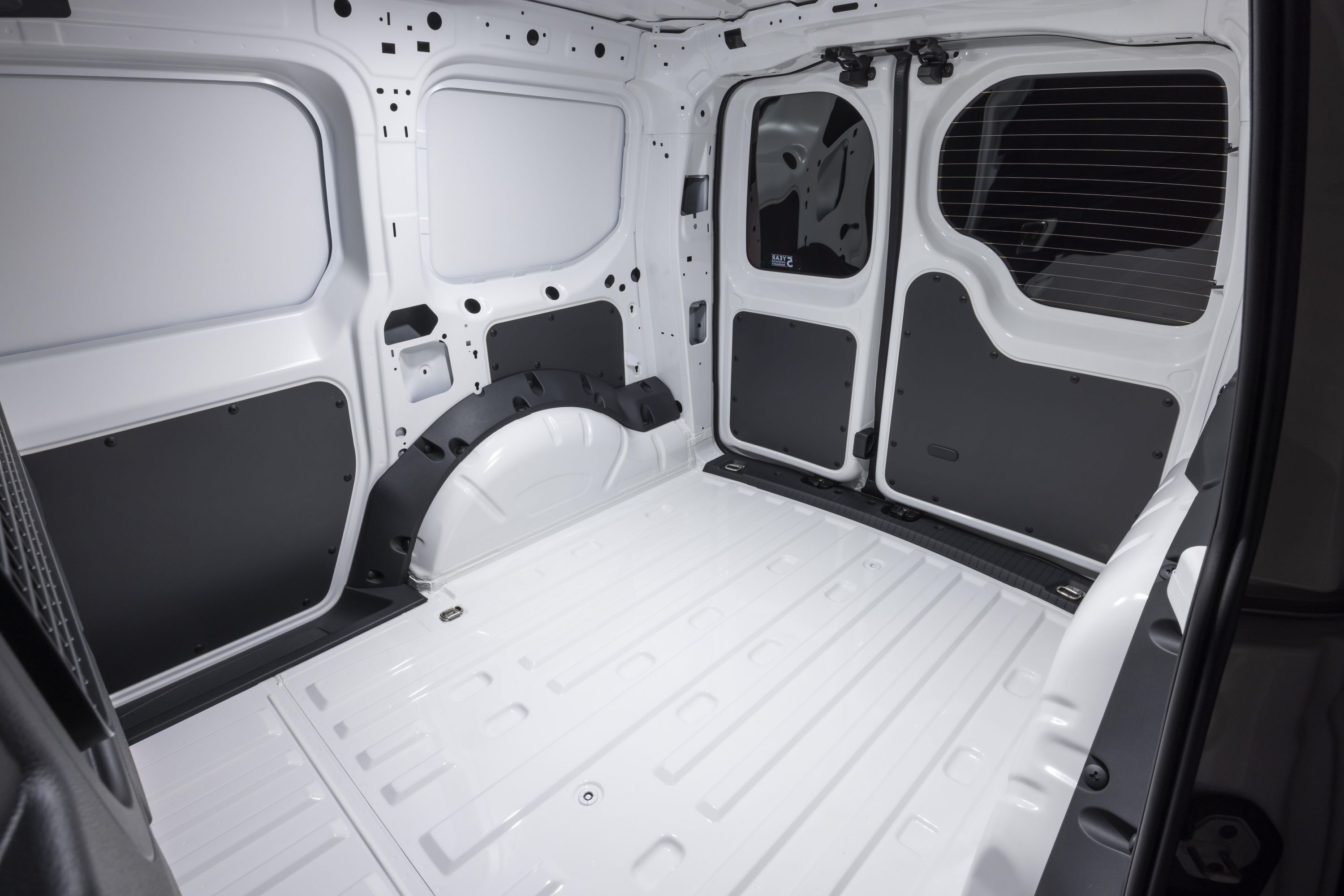 Volkswagen Caddy Cargo (2023) review: handy but pricey