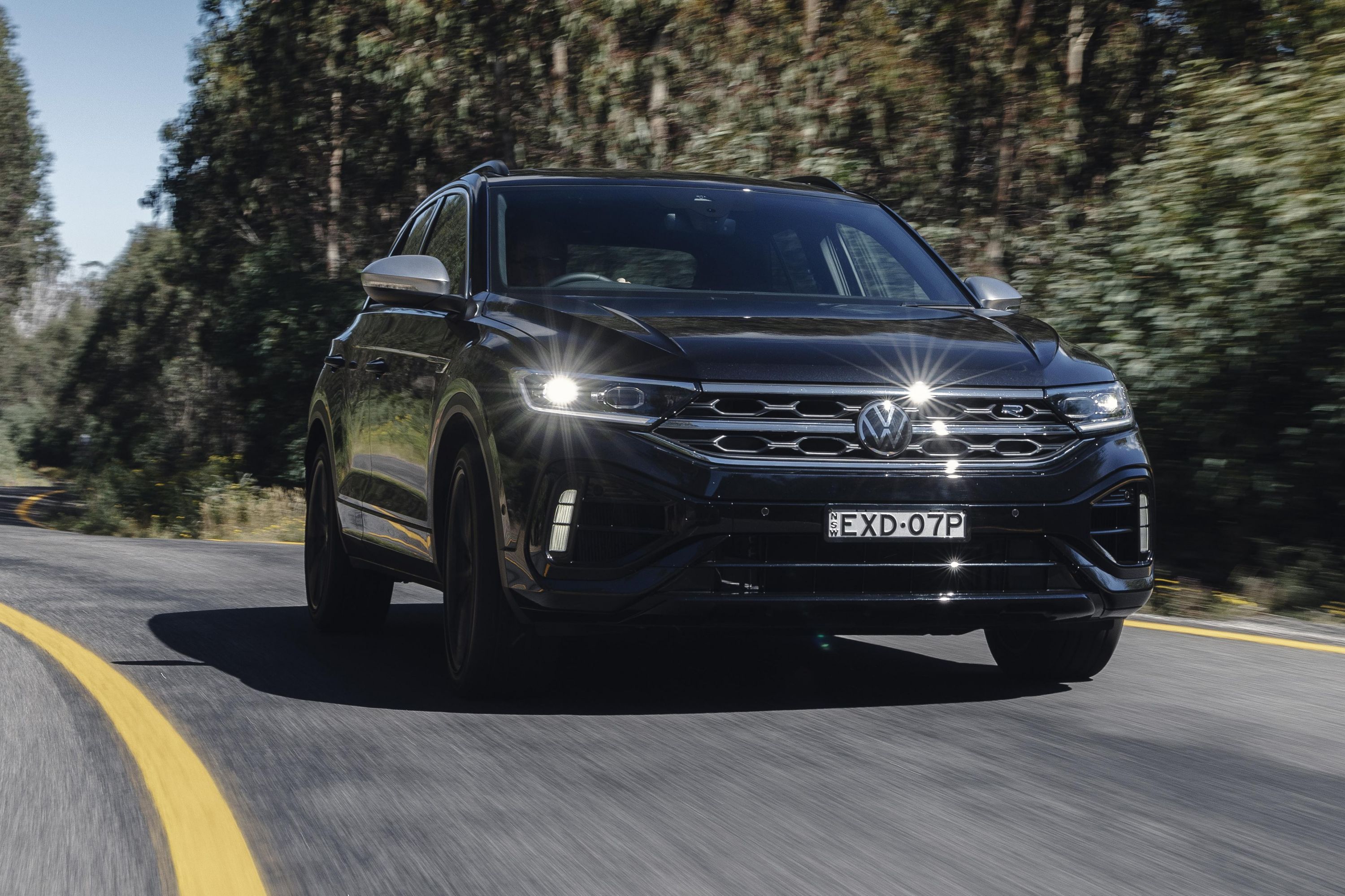 Wow! A performance bargain in 2023? (Volkswagen T-Roc R Grid Edition 2023  review) 