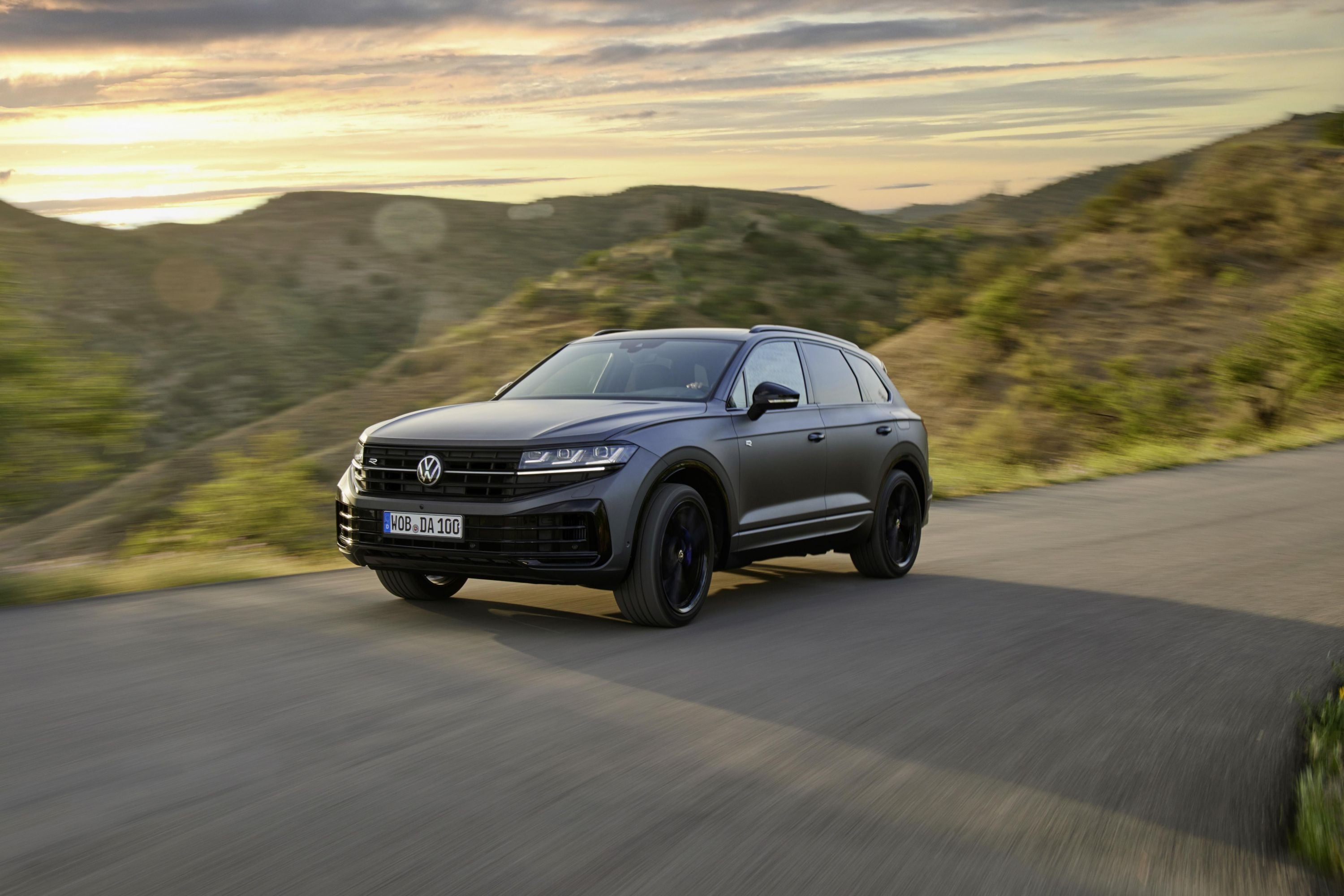 2024 Volkswagen Touareg Flagship SUV Gets Fresh Look Here Next Year 