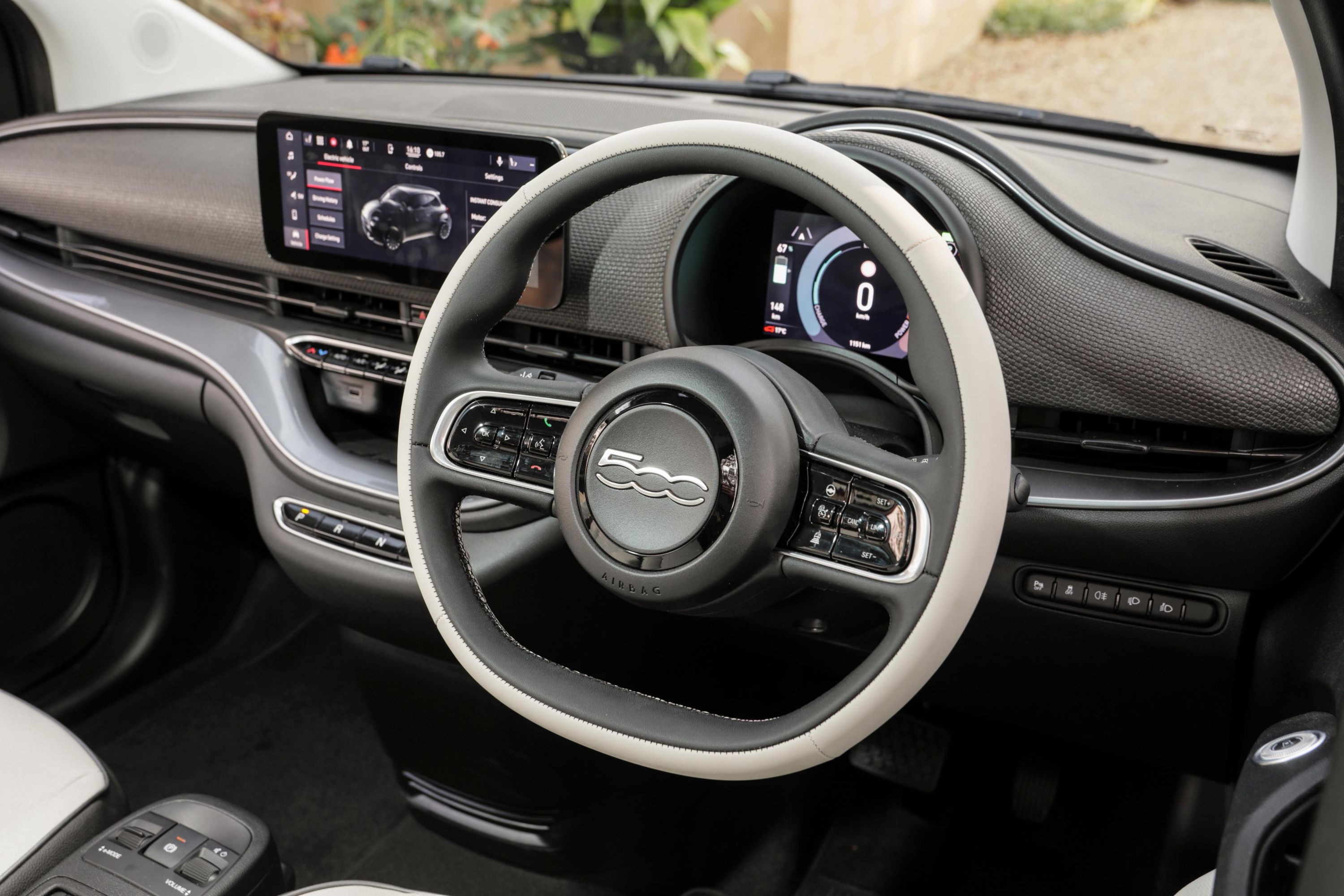 2024 Fiat 500e review | CarExpert