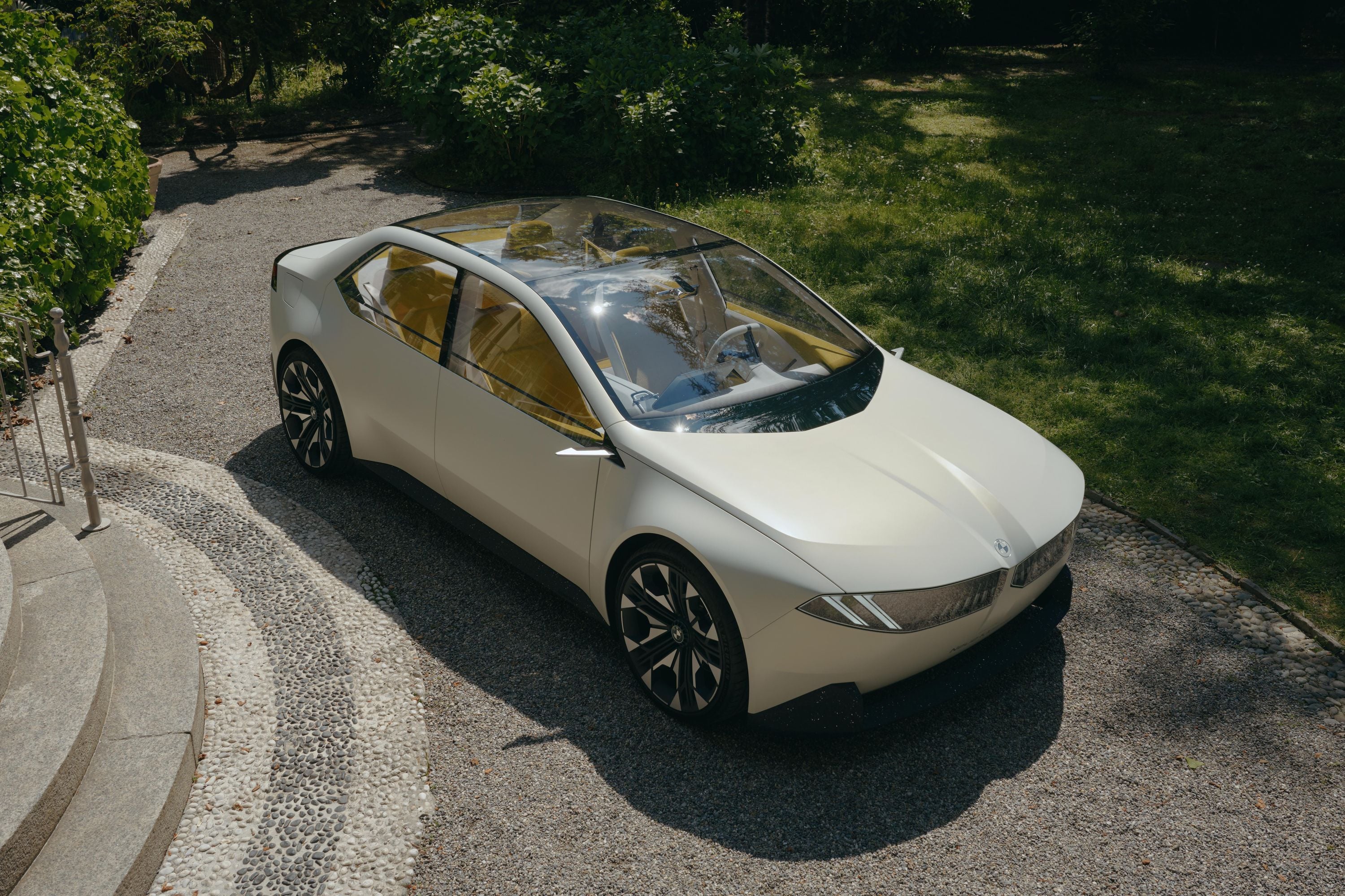 BMW Looks To Its Next Generation With Neue Klasse Electric Concept 