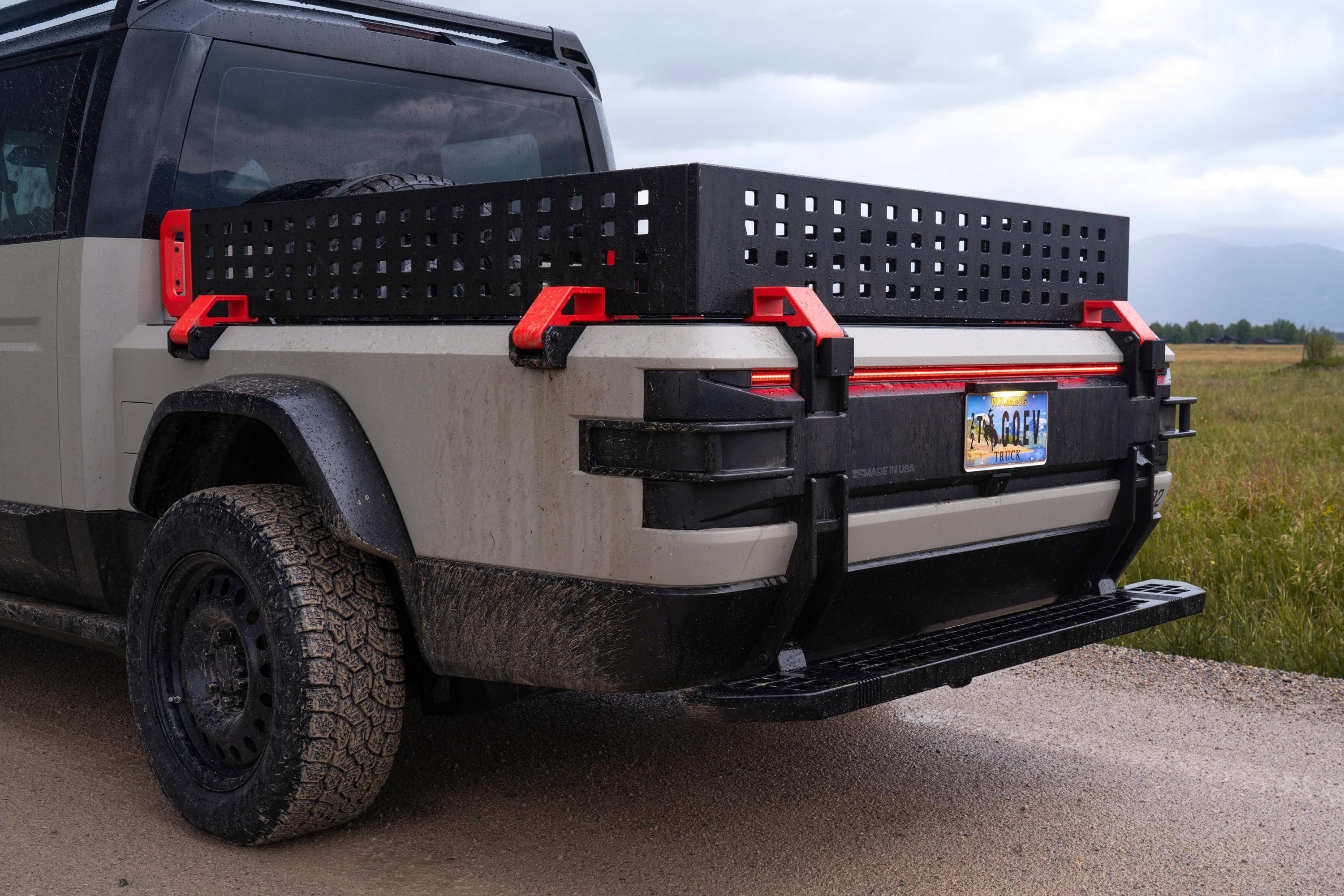 Canoo ute sales