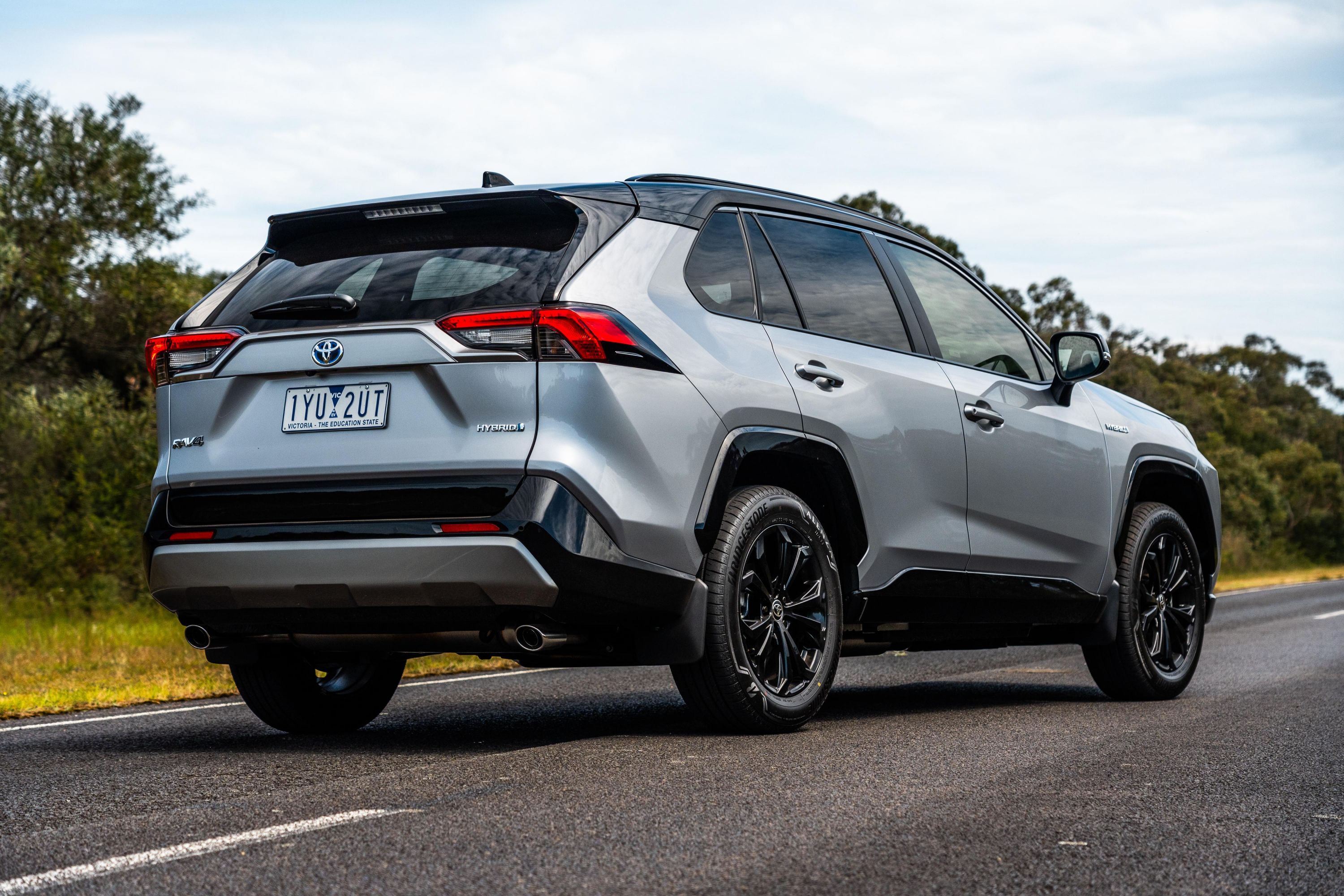 2025 Toyota RAV4 XSE Hybrid review CarExpert