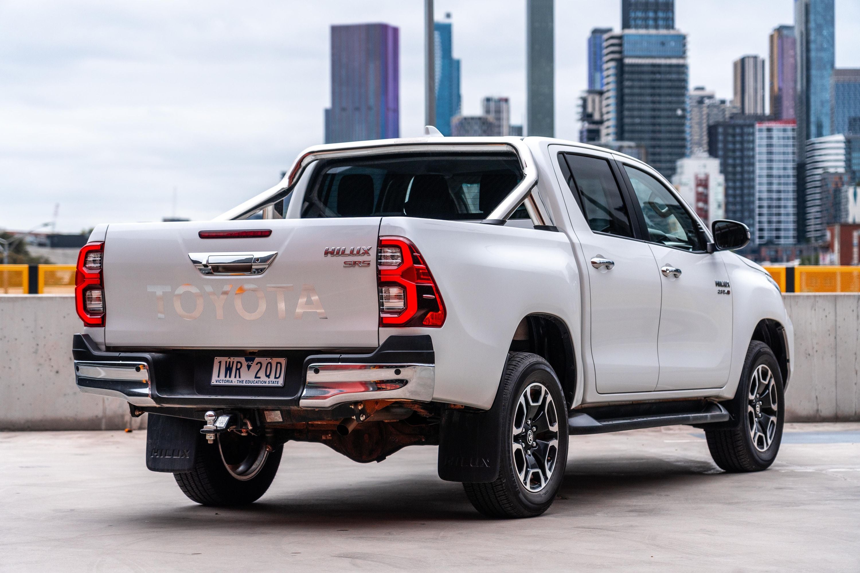 Toyota Hilux 2024 Zuladung Toyota Hilux 4X4 2024 IXXLIQ