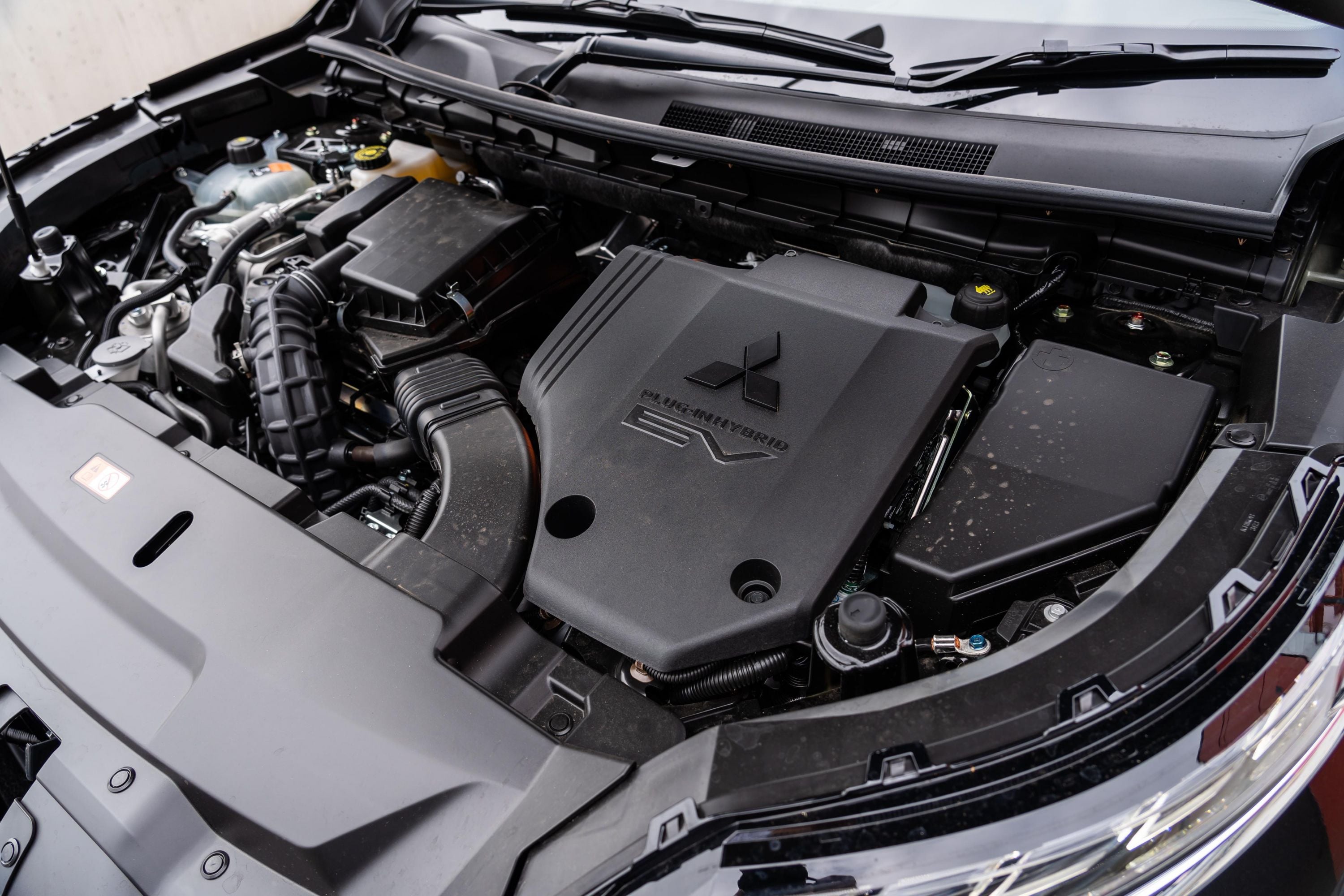 Ficha Técnica Completa Do Mitsubishi Outlander 2.0
