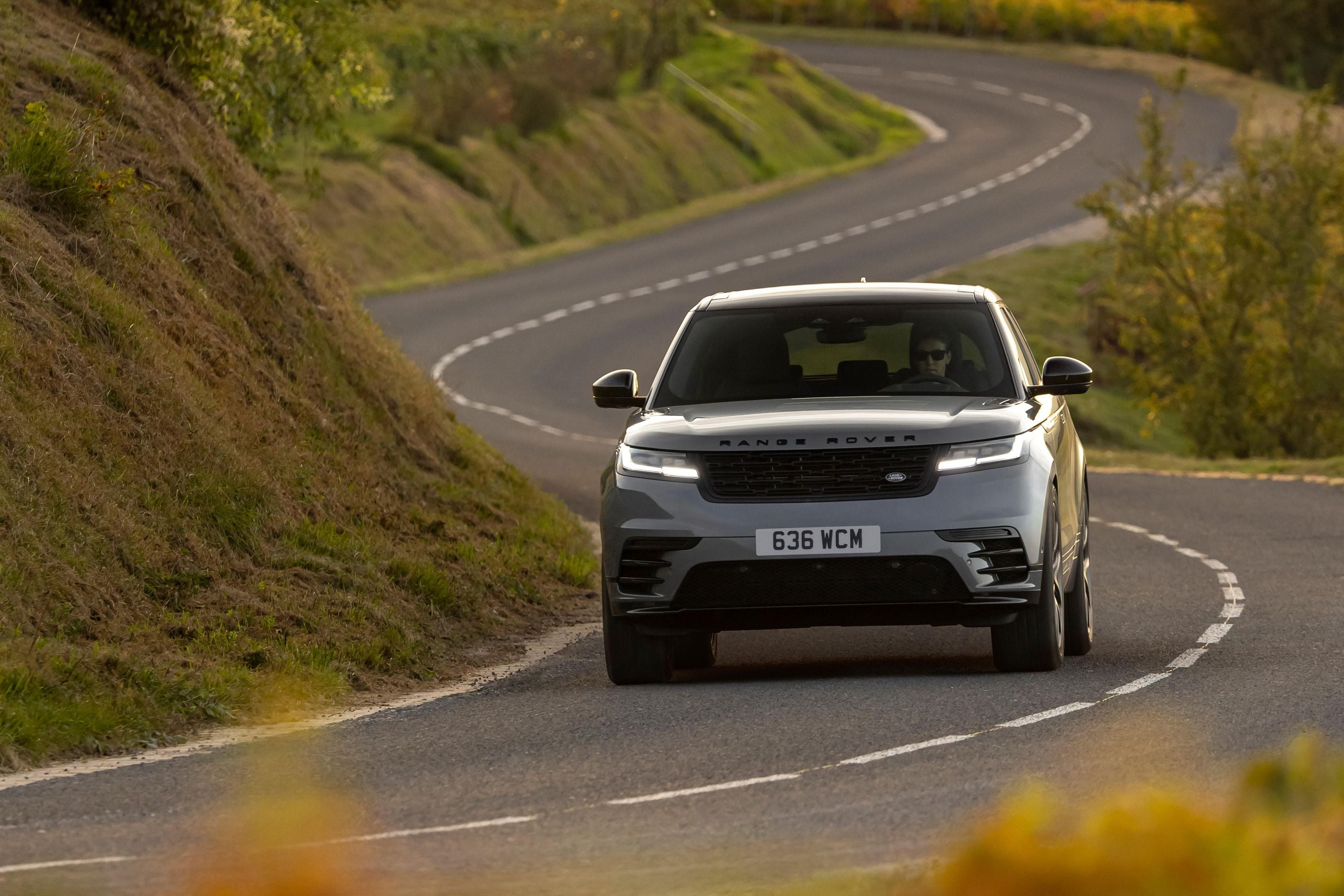 thumbnail image 2 of Genuine Land Rover Oil Filter Cap Cover LR019477 For LR4 Discovery Sport Velar 3.0L 5.0L 2 of 3