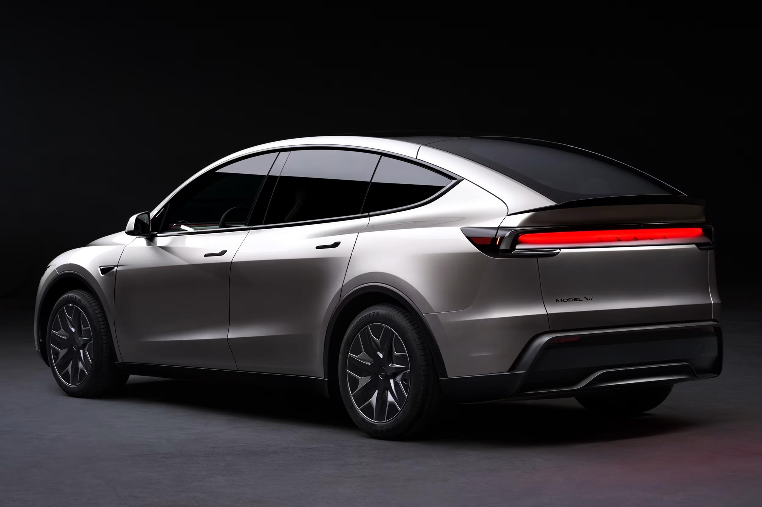 Tesla Model Y L 6-seater